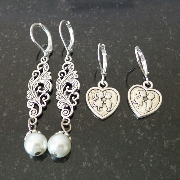 2 Pairs of Drop Dangle Lever Back Earrings - Picture 5 of 9